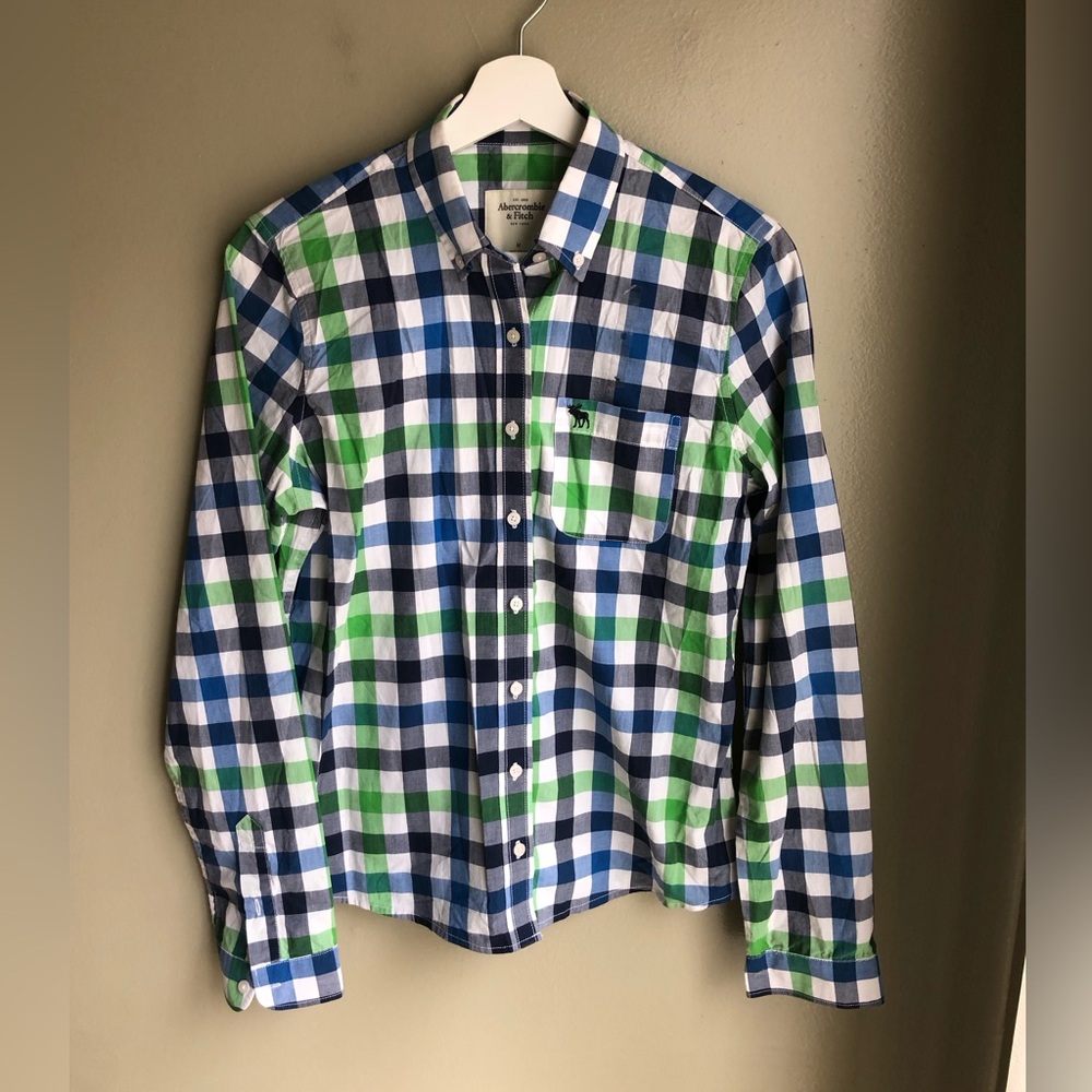 NWT! Abercrombie & Fitch Womens White Casual Button Down Shirt Size: M